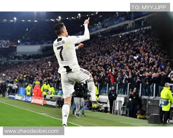 尤文图斯与马竞球衣对比分析展现球队文化与风格的独特魅力