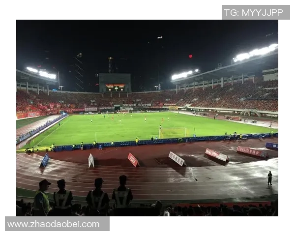 广州恒大淘宝与利物浦巅峰对决展现中西足球魅力与激情